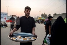   میزبانی از زائرین اربعین در مسیرهای منتهی به کربلا