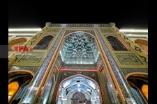   صحن حضرت فاطمه(س) نجف پذیرای زائران اربعین