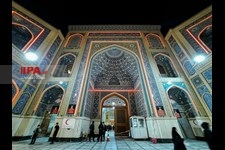   صحن حضرت فاطمه(س) نجف پذیرای زائران اربعین
