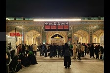   صحن حضرت فاطمه(س) نجف پذیرای زائران اربعین