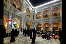   صحن حضرت فاطمه(س) نجف پذیرای زائران اربعین