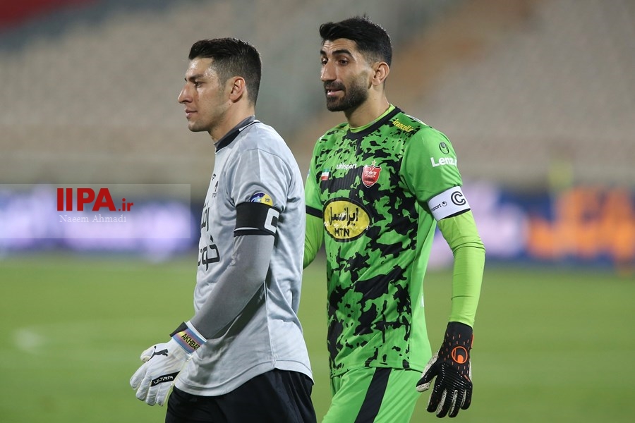   دیدار تیم‌های پرسپولیس و تراکتور