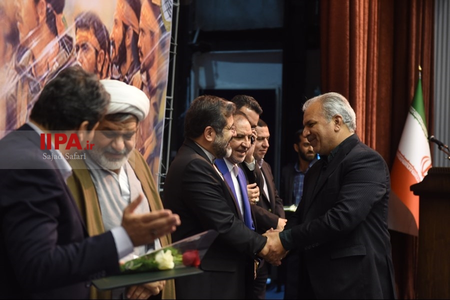   مراسم گرامیداشت هفته دفاع مقدس