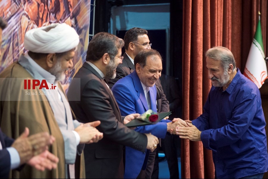   مراسم گرامیداشت هفته دفاع مقدس