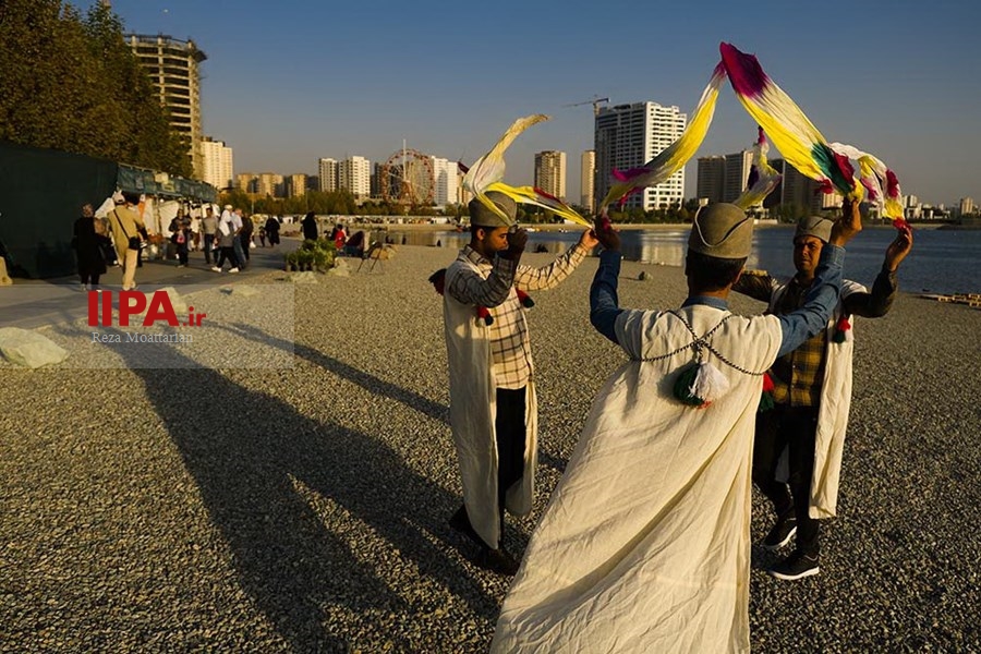     جشنواره وحدت اقوام ایرانی   
