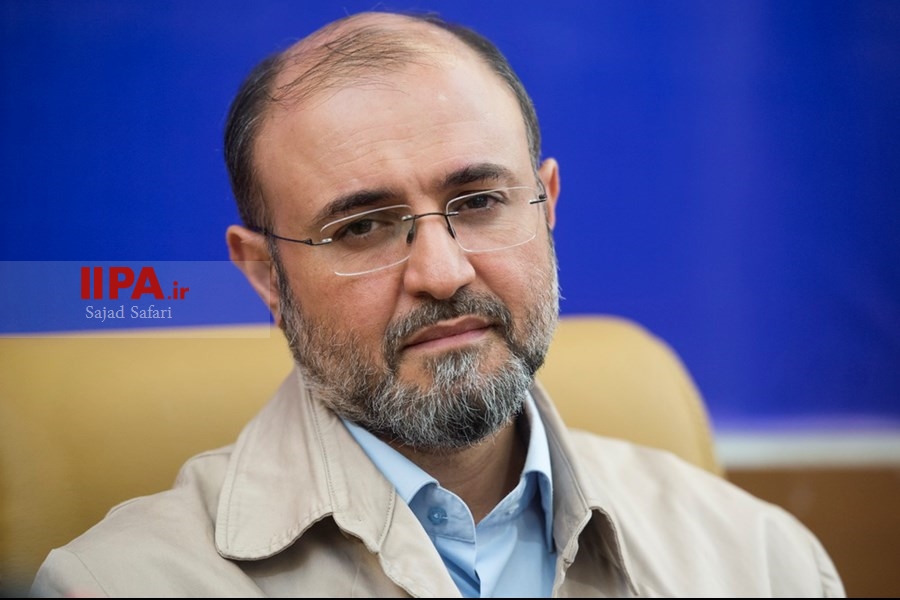   نشست خبری مدیرعامل مجمع ناشران انقلاب اسلامی 