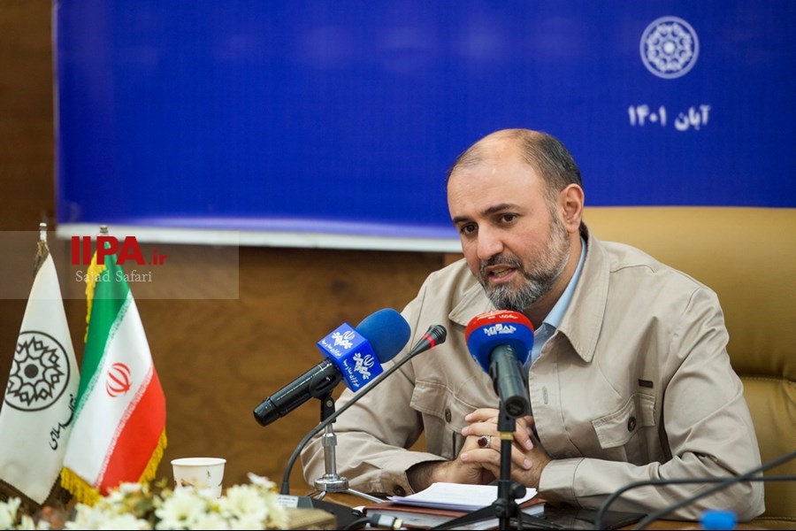   نشست خبری مدیرعامل مجمع ناشران انقلاب اسلامی 