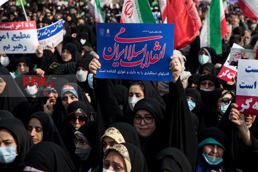   راهپیمایی مردم تهران در محکومیت حمله تروریستی شیراز 