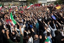   راهپیمایی مردم تهران در محکومیت حمله تروریستی شیراز 
