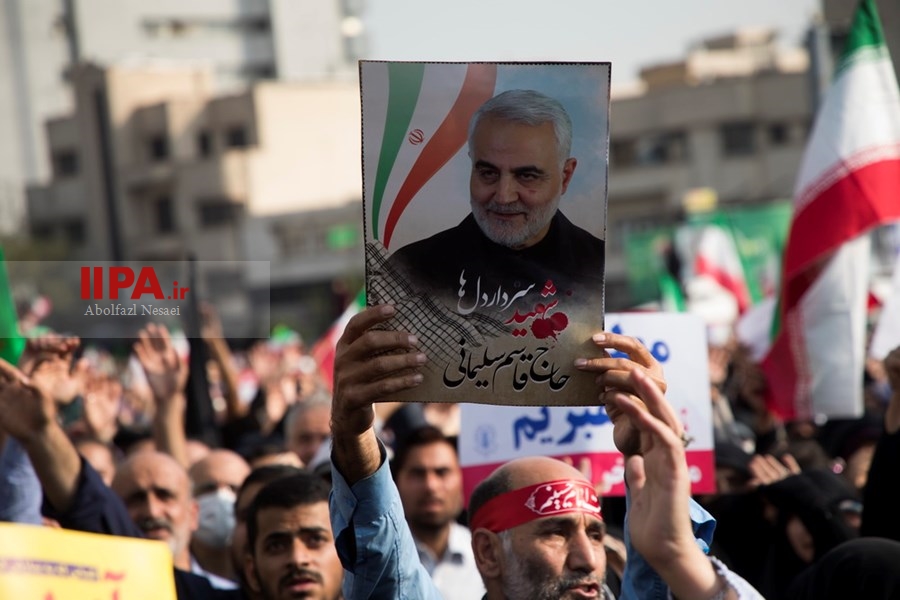   راهپیمایی مردم تهران در محکومیت حمله تروریستی شیراز 