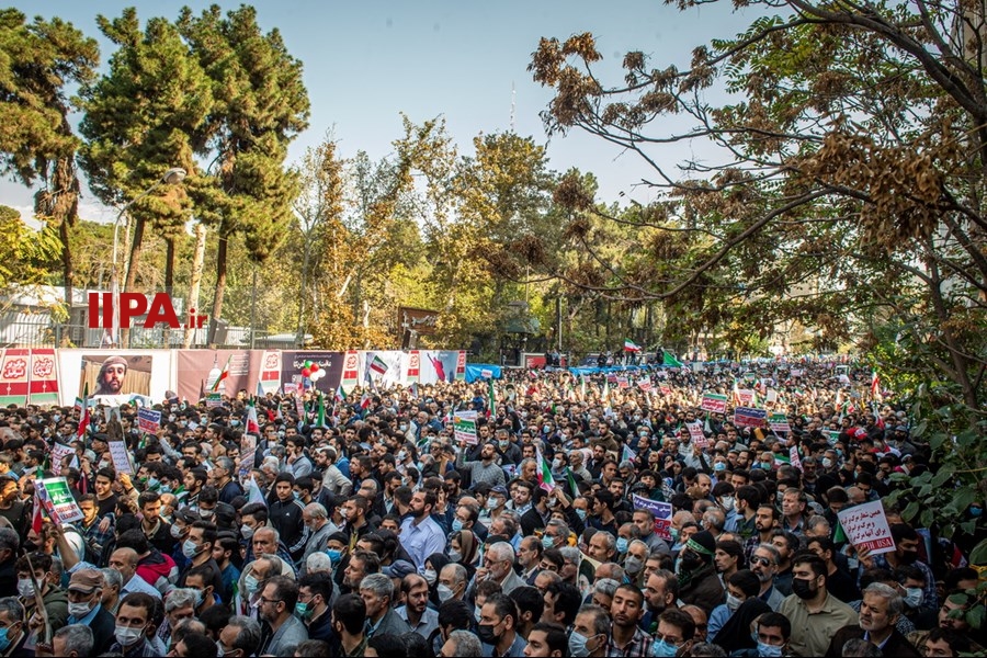   راهپیمایی یوم الله ۱۳ آبان -۱