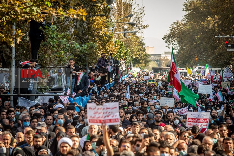  راهپیمایی یوم الله ۱۳ آبان -۱