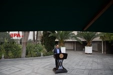   اعضای هیأت دولت در جمع خبرنگاران
