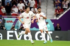   دیدار تیم های فوتبال ایران و آمریکا