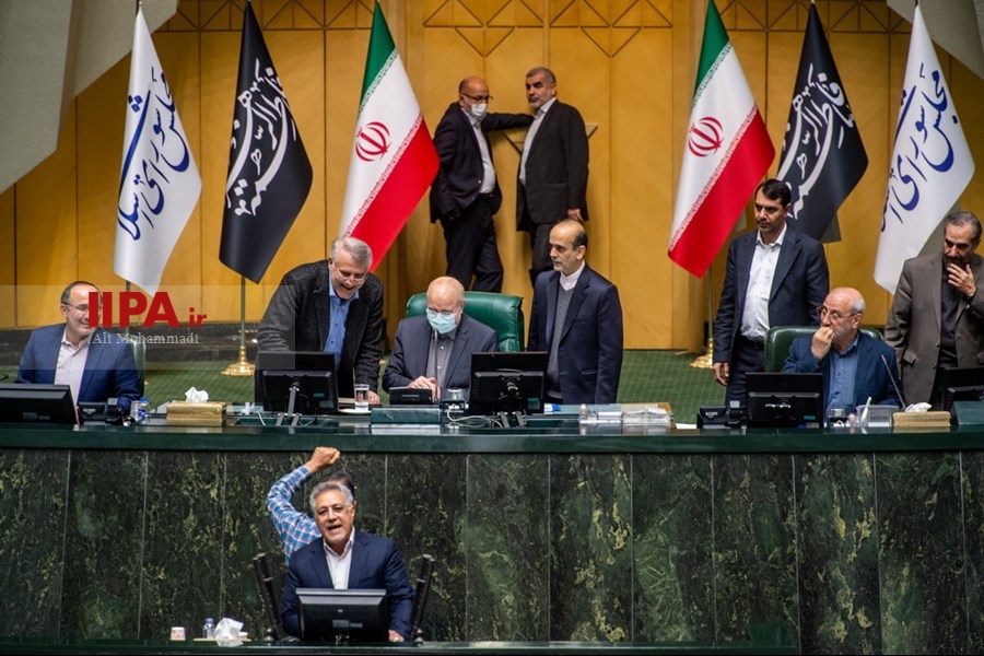   جلسه رای اعتماد به وزیر پیشنهادی راه و شهرسازی