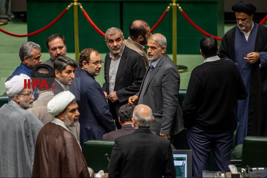   جلسه رای اعتماد به وزیر پیشنهادی راه و شهرسازی