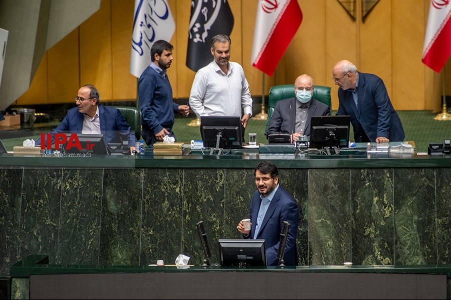   جلسه رای اعتماد به وزیر پیشنهادی راه و شهرسازی