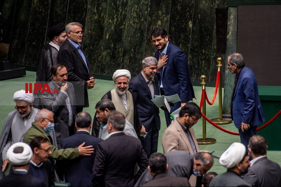   جلسه رای اعتماد به وزیر پیشنهادی راه و شهرسازی