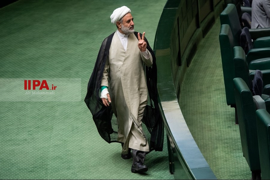   جلسه رای اعتماد به وزیر پیشنهادی راه و شهرسازی