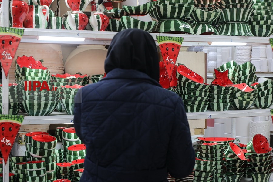   بازار گل تهران در آستانه شب یلدا 