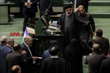   حضور رییس جمهور در مجلس برای تقدیم لایحه بودجه ۱۴۰۲