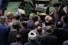   حضور رییس جمهور در مجلس برای تقدیم لایحه بودجه ۱۴۰۲