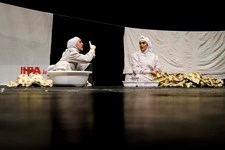   نمایش ناگفته های هشت سال زنانگی