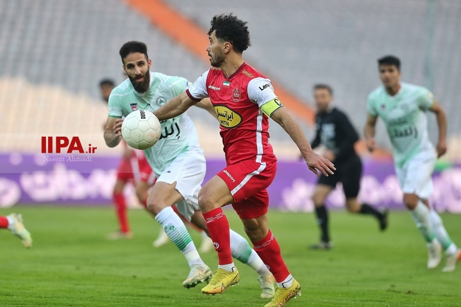   دیدار تیم های فوتبال پرسپولیس و ذوب آهن
