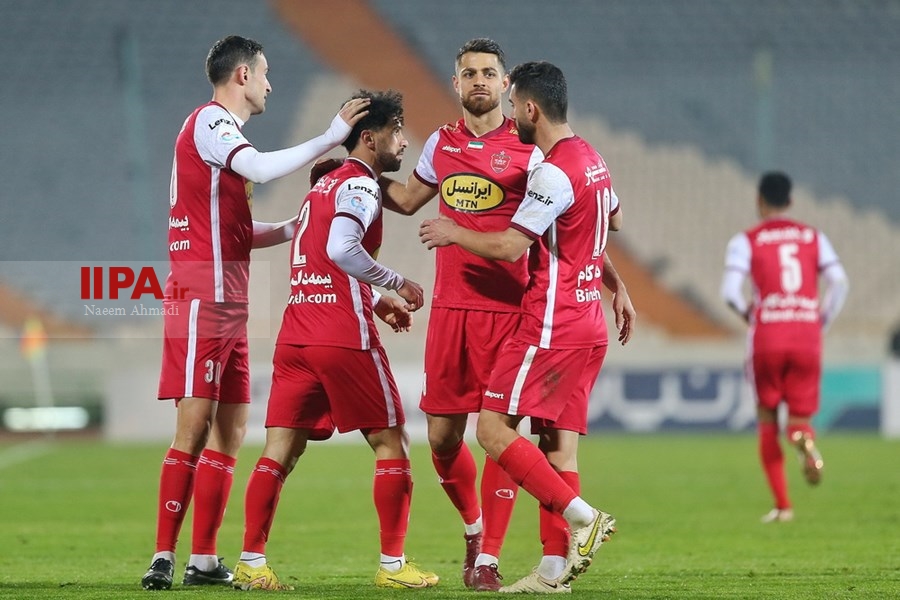   دیدار تیم های فوتبال پرسپولیس و ذوب آهن