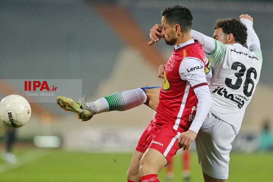  دیدار تیم های فوتبال پرسپولیس و ذوب آهن