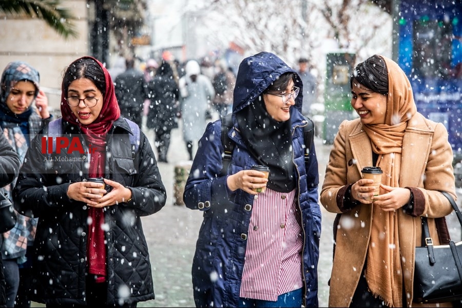  بارش برف در تهران 2