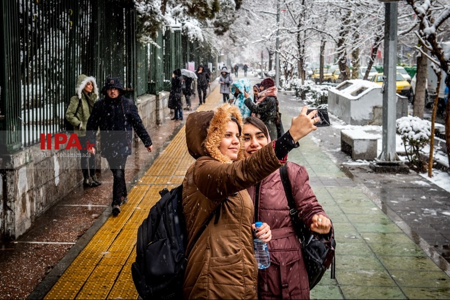   بارش برف در تهران 2
