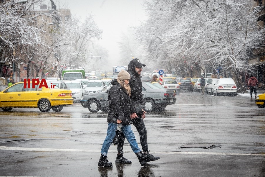   بارش برف در تهران 2