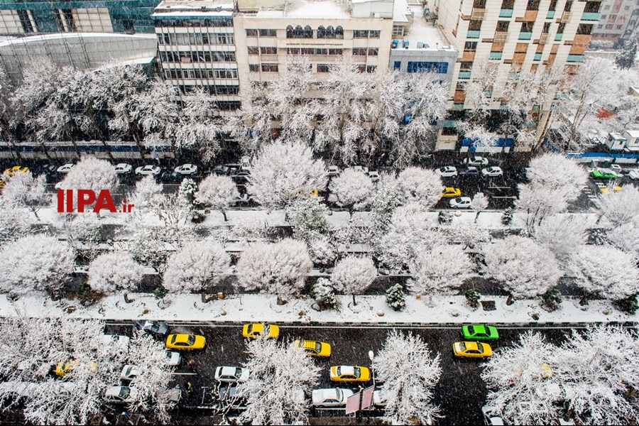   بارش برف در تهران 2