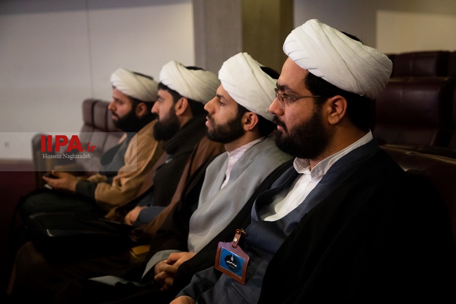   بیانیه گام دوم ,فکر ورزی و آژاد اندیشی 
