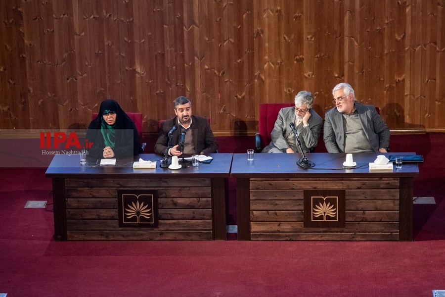   بیانیه گام دوم ,فکر ورزی و آژاد اندیشی 