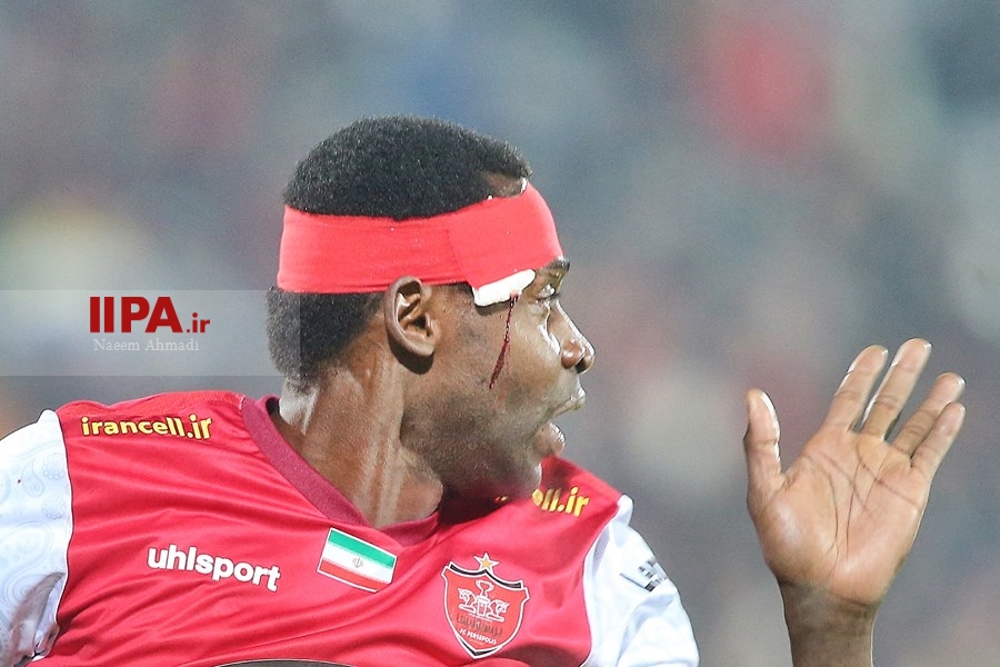   دیدار دو تیم  پرسپولیس و هوادار 