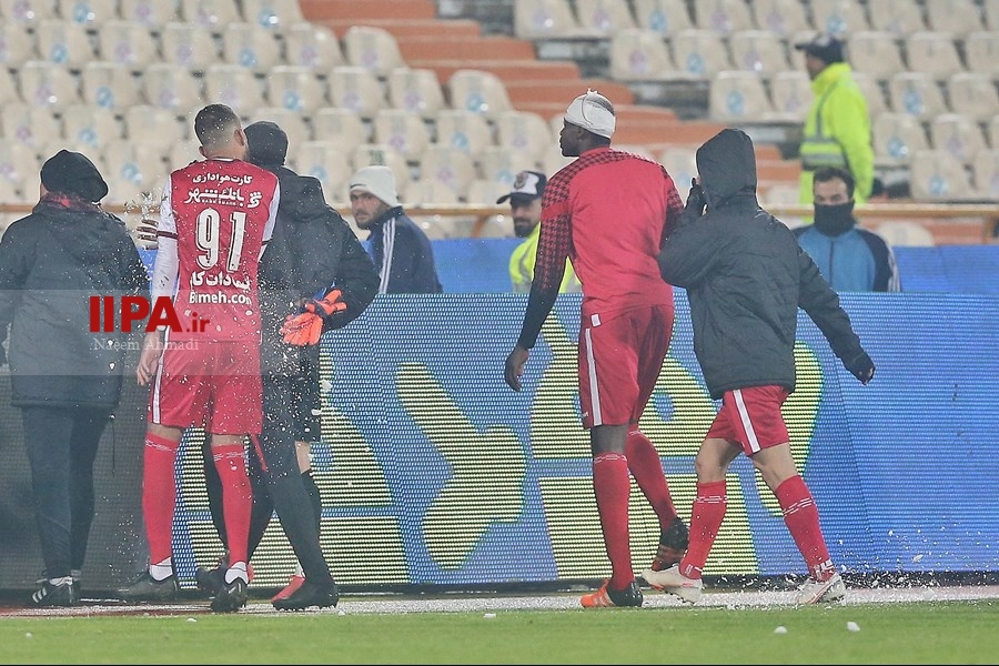   دیدار دو تیم  پرسپولیس و هوادار 
