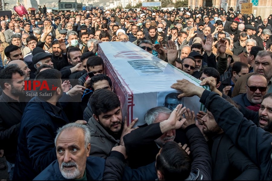   تشییع پیکر شهید اسماعیل احمدی در مقبره الشهدا شهرک شهید محلاتی