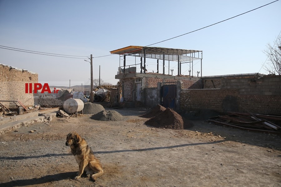   بازسازی در مناطق زلزله زده خوی
