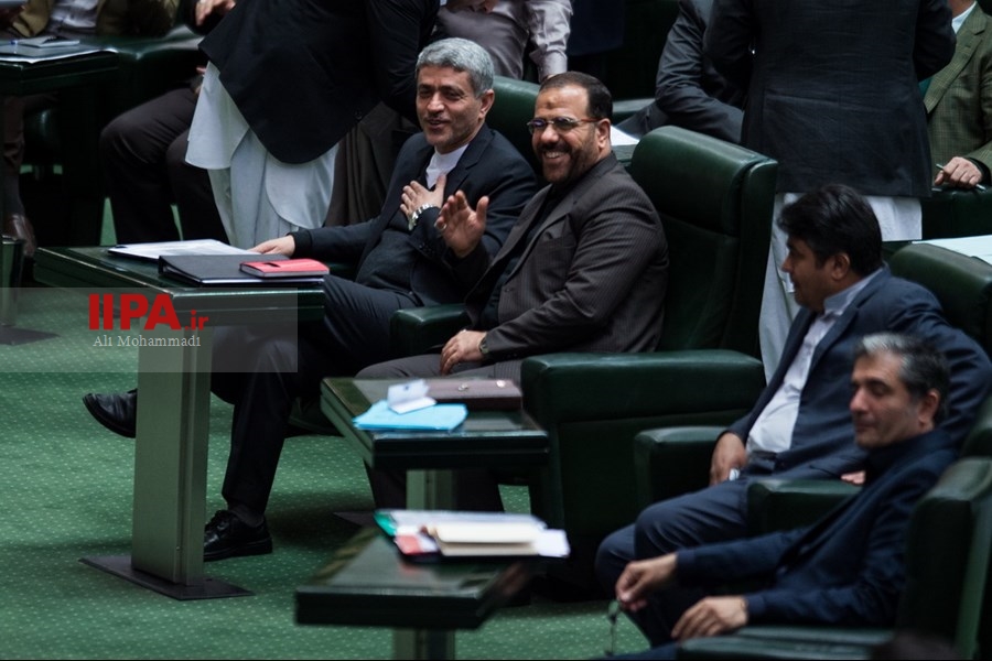   صحن علنی مجلس دهم شورای اسلامی 