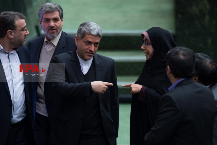   صحن علنی مجلس دهم شورای اسلامی 