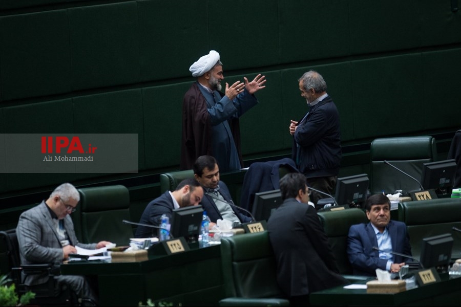   صحن علنی مجلس دهم شورای اسلامی 