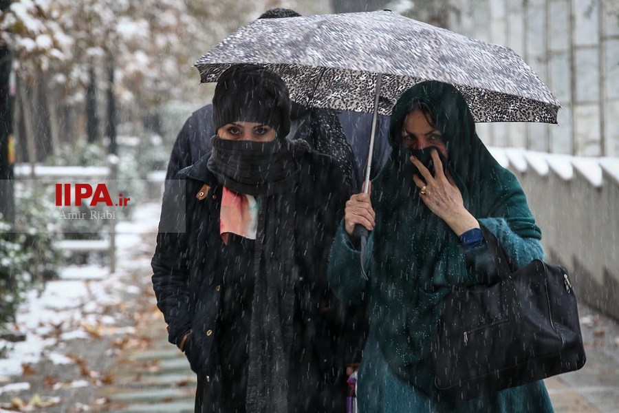   بارش برف  صبحگاهی در تهران