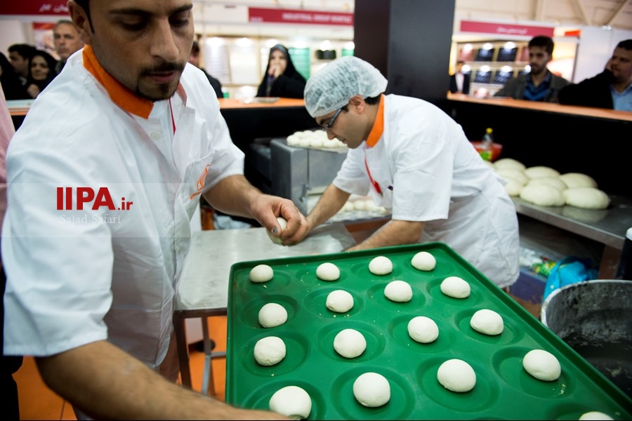   نمایشگاه بین المللی صنعت آرد و نان تهران