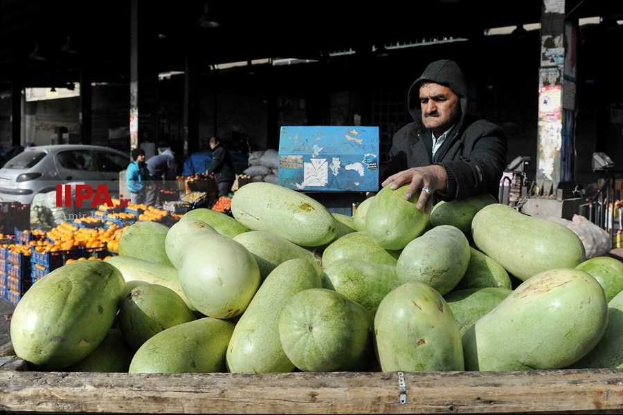   بازار تره بار تهران در آستانه شب یلده 