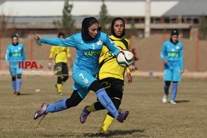 دیدار دو تیم آینده سازان میهن نجف آباد و همیاری آذربایجان غربی