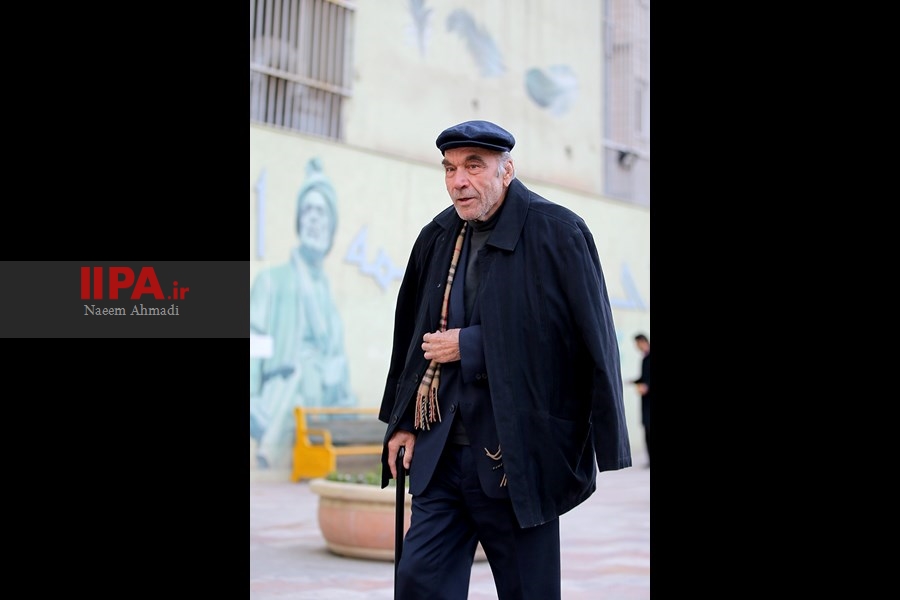  رونمایی از کتاب سید جواد طباطبایی