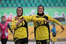   دیدار فوتبال آینده سازان نجف آباد - ذوب آهن اصفهان ‎