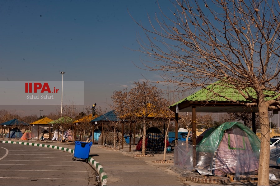   چادر خوابی  اطرف بهشت زهرا